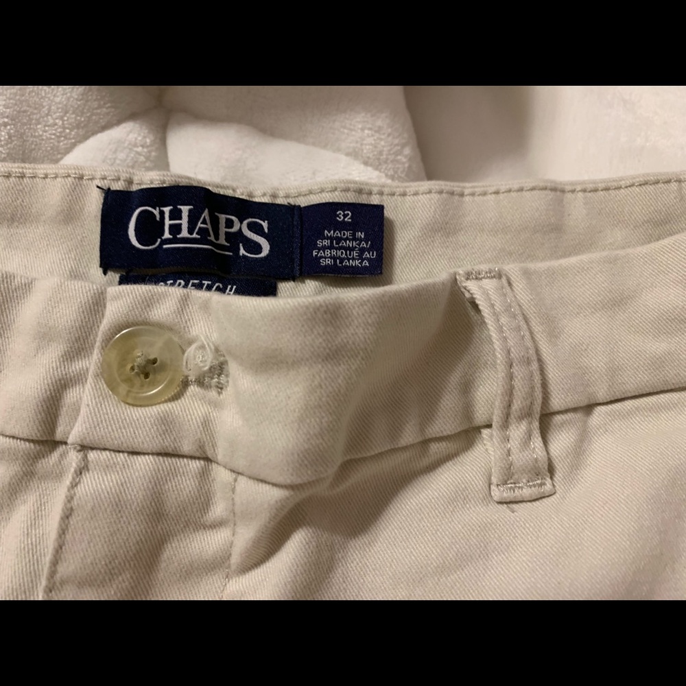 Men’s Chaps shorts size 32